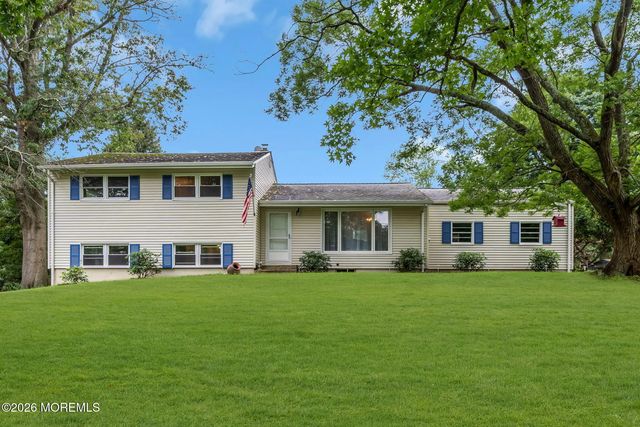 20 Fairfield Drive, Tinton Falls