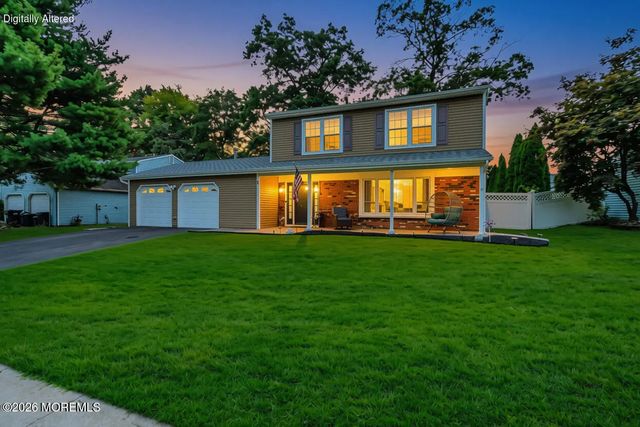 7 Moss Haven Way, Howell