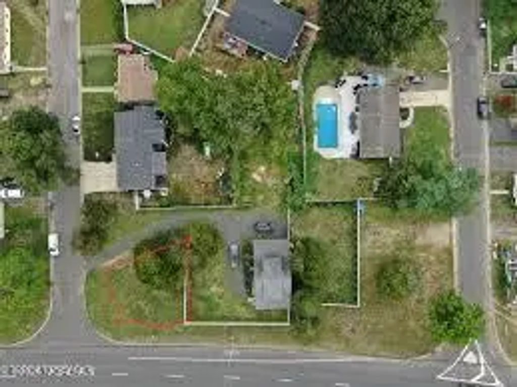 171 New Jersey 36, North Middletown