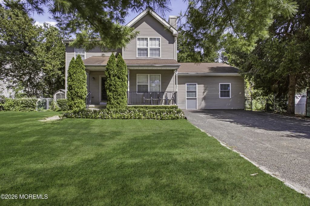 1300 Medina Road, Lakewood