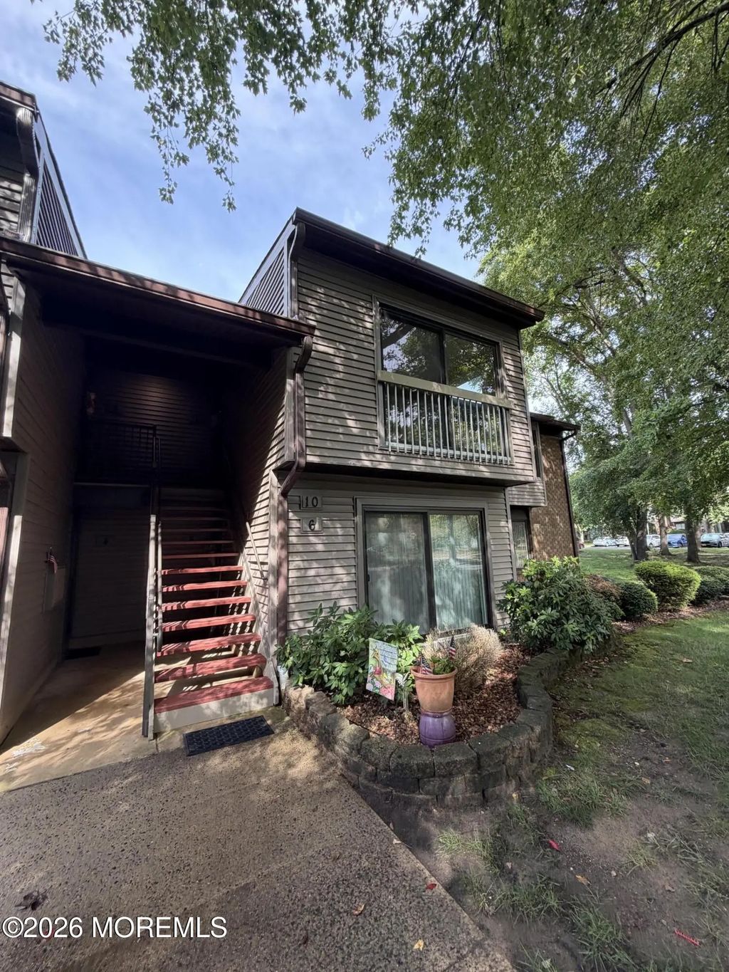 10 Lexington Court D, Red Bank