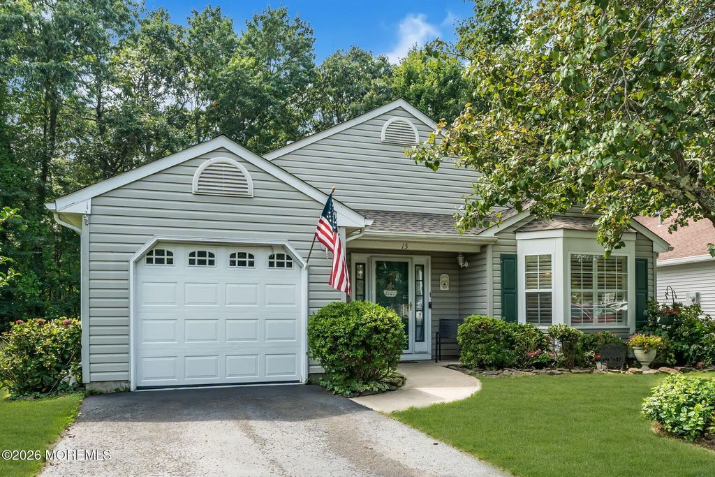 15 Brant Drive, Brick