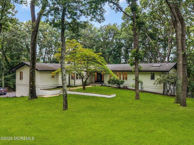 25 Mahoras Drive, Ocean Twp