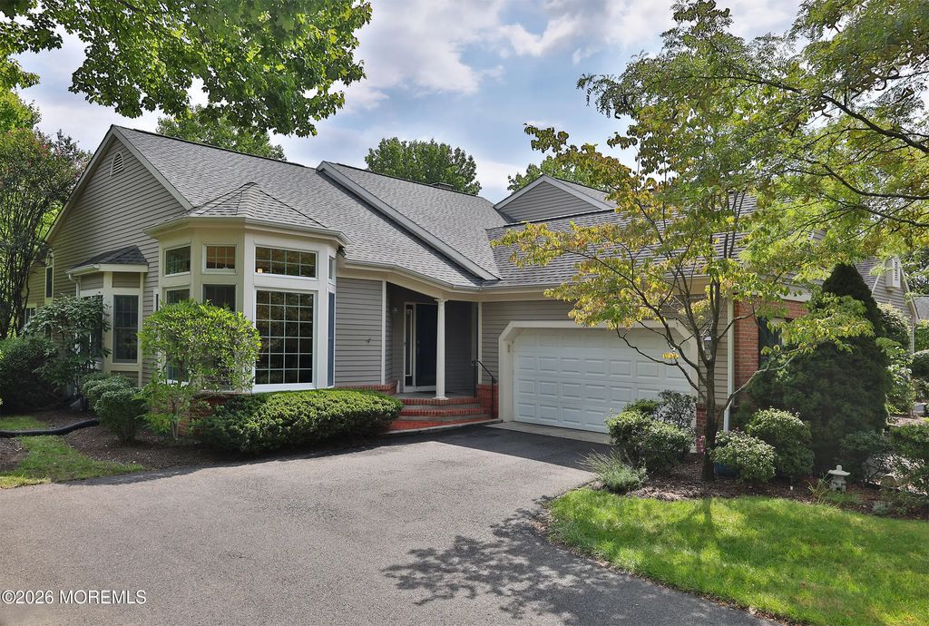 50 Peach Tree Lane, Little Silver
