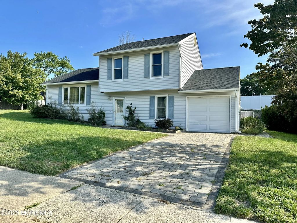 48 Georgetown Boulevard, Barnegat