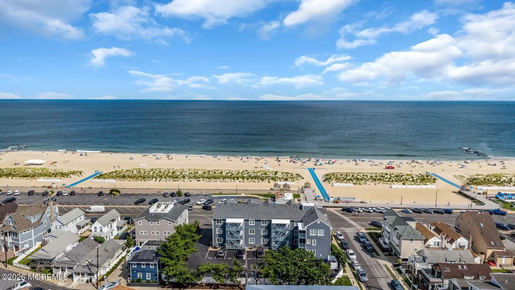 1201 Ocean Avenue 1f, Bradley Beach