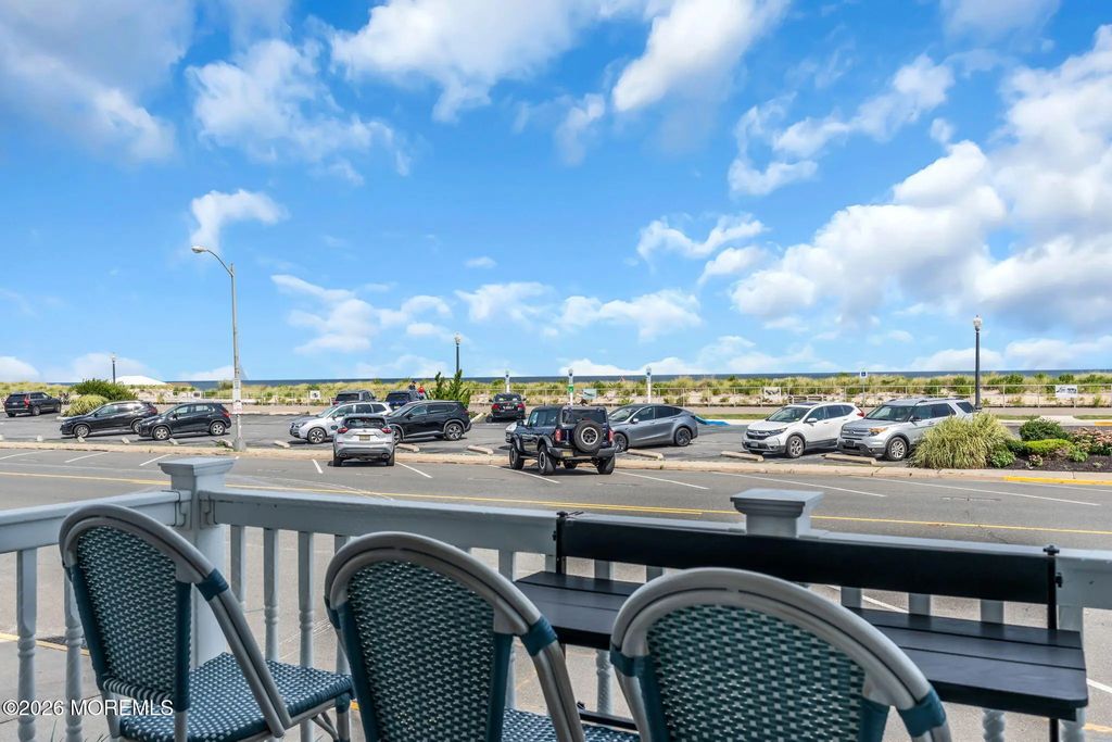 1201 Ocean Avenue 1f, Bradley Beach