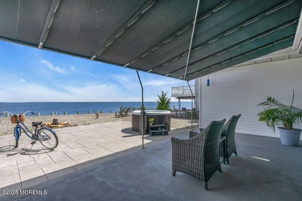 4 Pirate Drive, Waretown