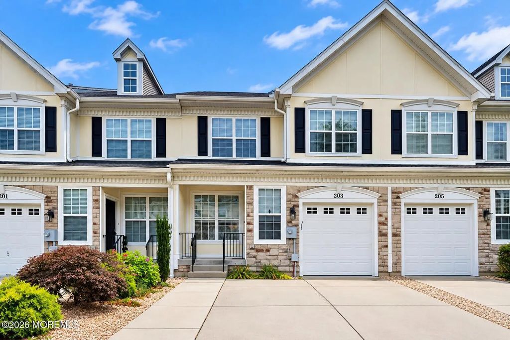203 Brookfield Drive, Jackson