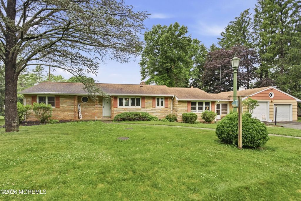 44 Burnt Hill Road, Montgomery