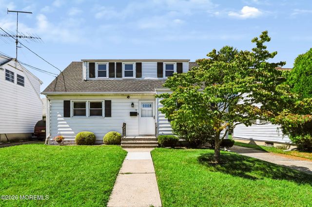 78 Darrow Street, South River