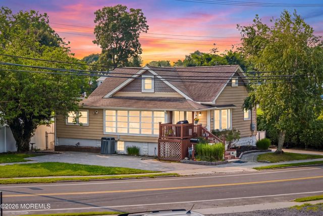 850 Arnold Avenue, Point Pleasant