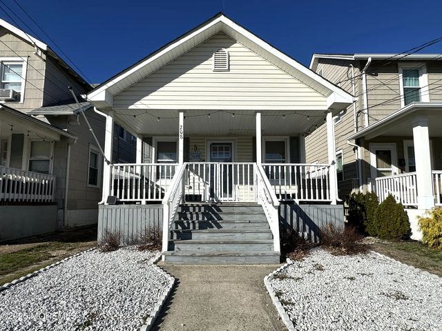 208 15th Avenue, Belmar