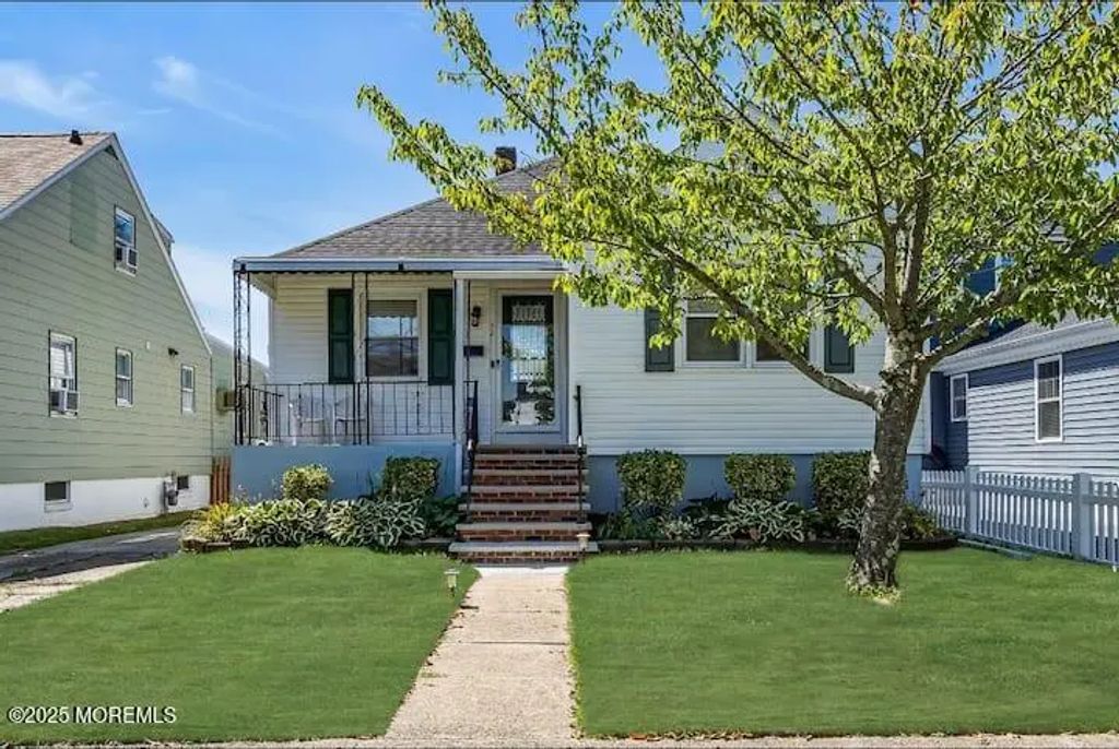 321 16th Avenue, Belmar