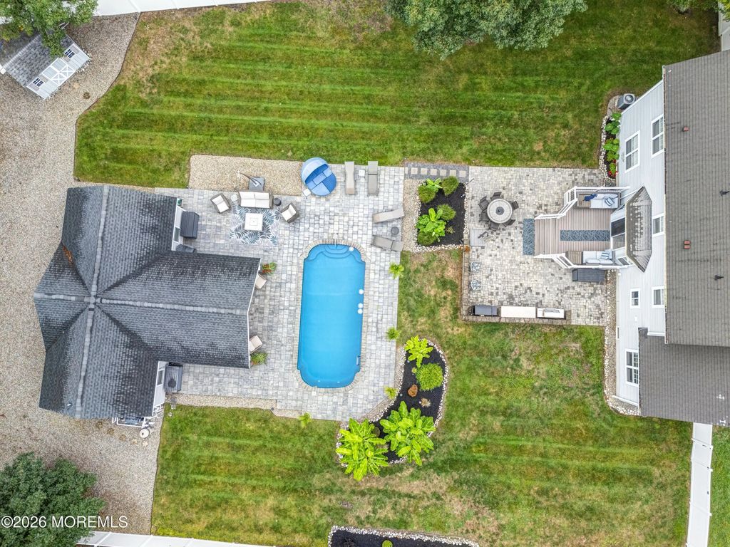 8 Edwards Court, Little Egg Harbor