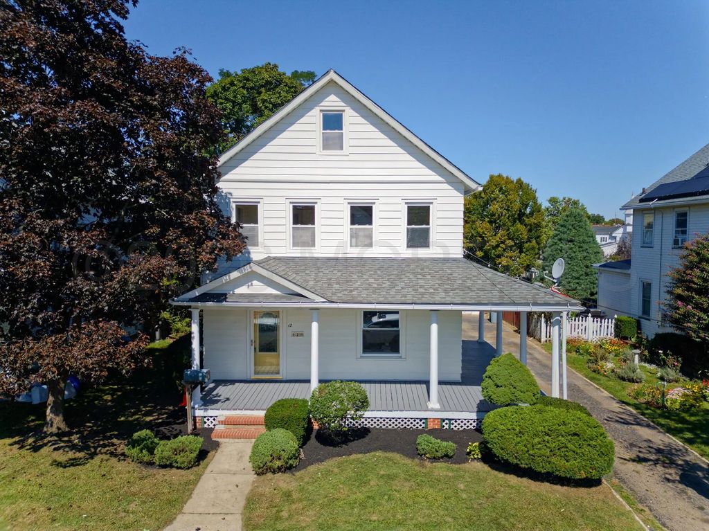 12 Vine Street, Jamesburg