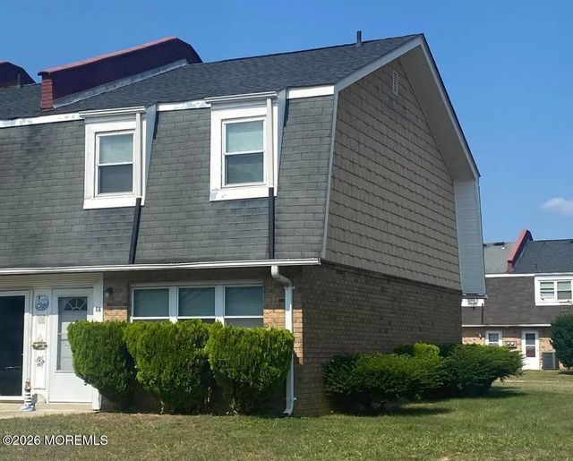 68 Briar Mills Drive, Brick