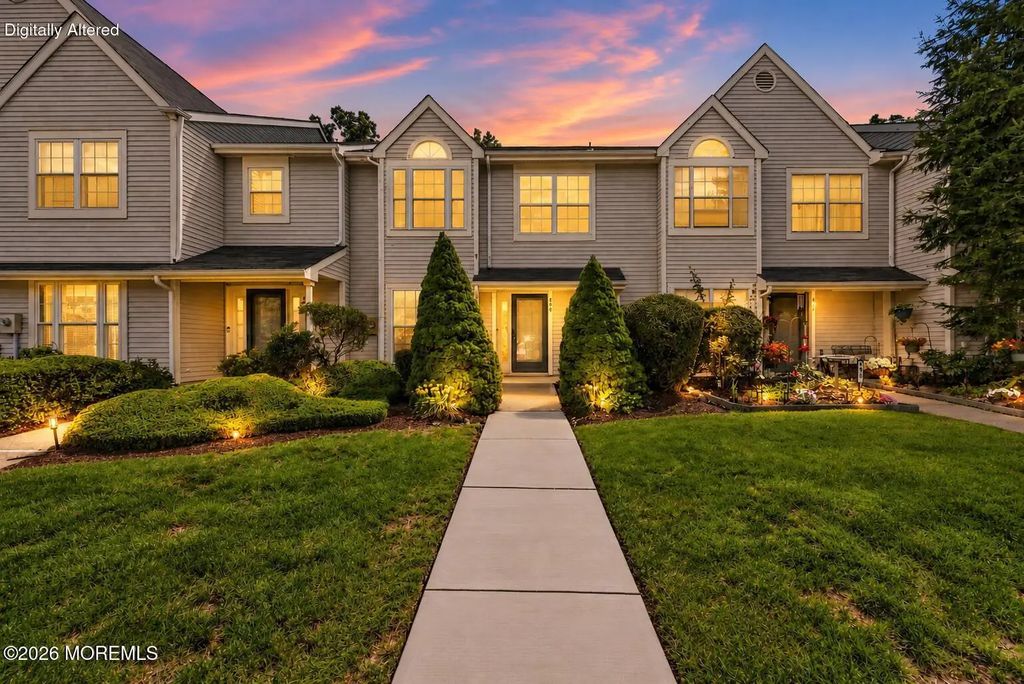 496 Cottonwood Court, Howell