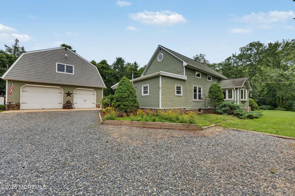 2 Woodruff Road, New Egypt
