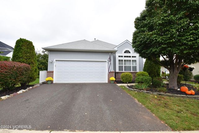 133 Belvedere Drive N, Manchester