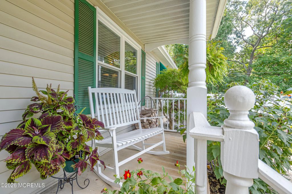 445 Silverton Road, Brick
