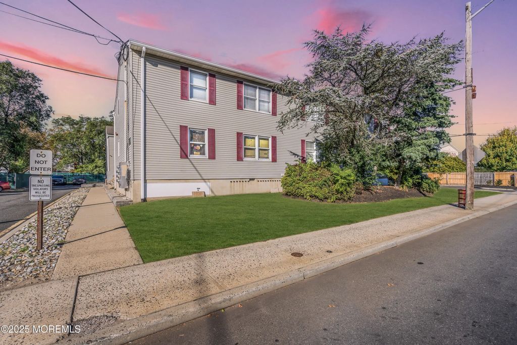 213 Main Street 17, Keansburg