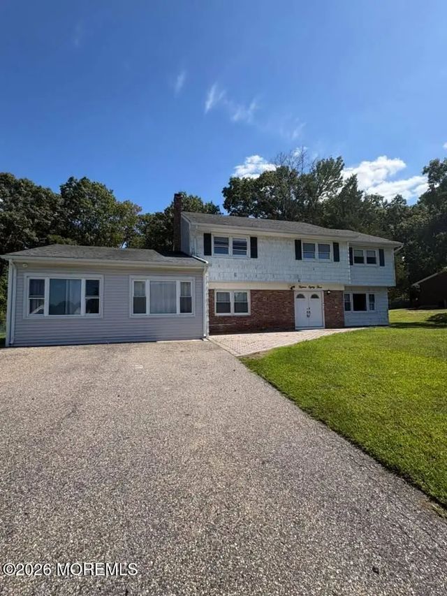 1583 Sea Island Drive, Toms River