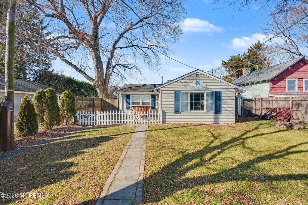 1121 Bay Avenue Back House, Point Pleasant