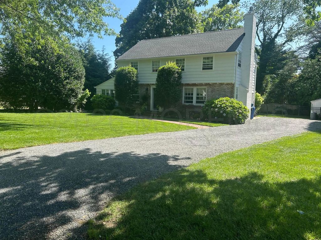 32 Buena Vista Avenue, Fair Haven