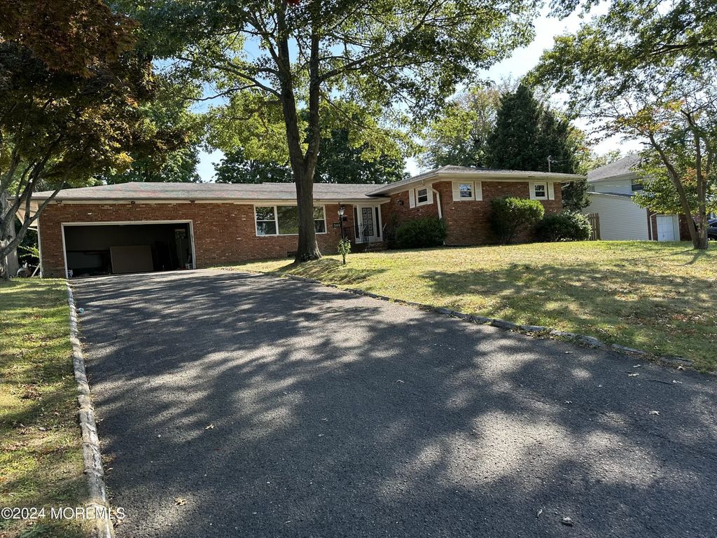 368 Highland Avenue, Long Branch