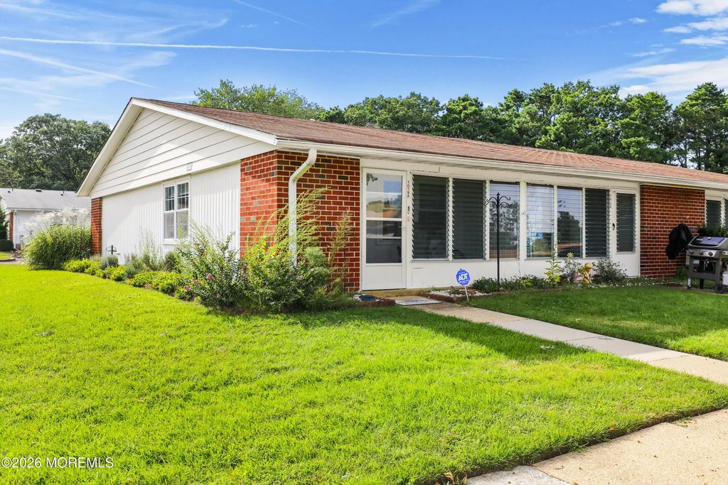 1019 A Aberdeen Drive, Lakewood