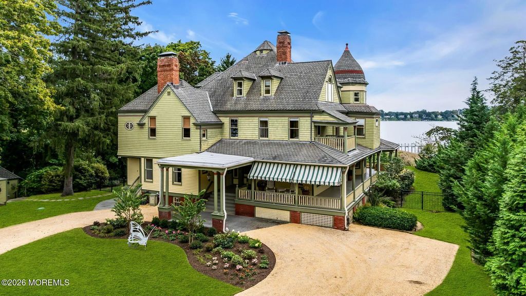 458 Navesink River Road, Red Bank