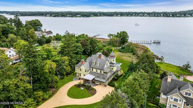 458 Navesink River Road, Red Bank
