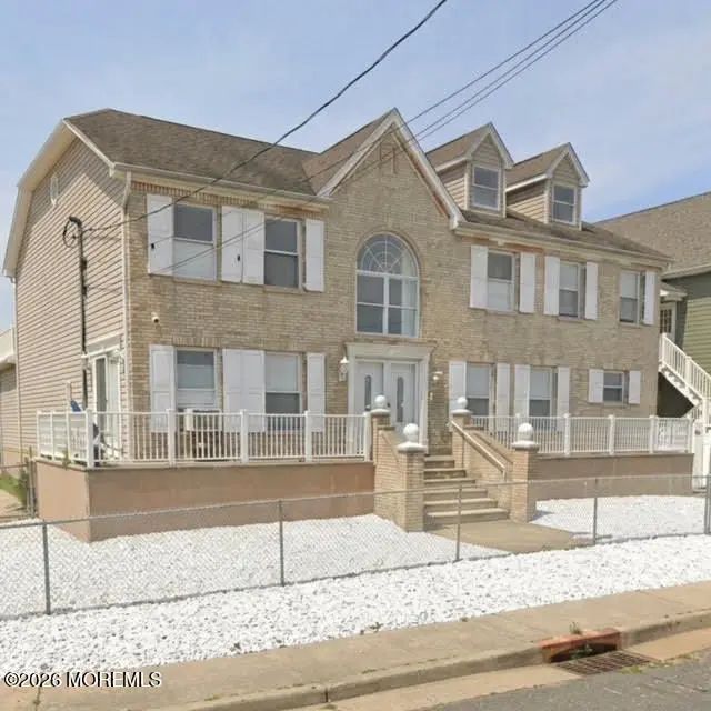 342 Front Street, Union Beach