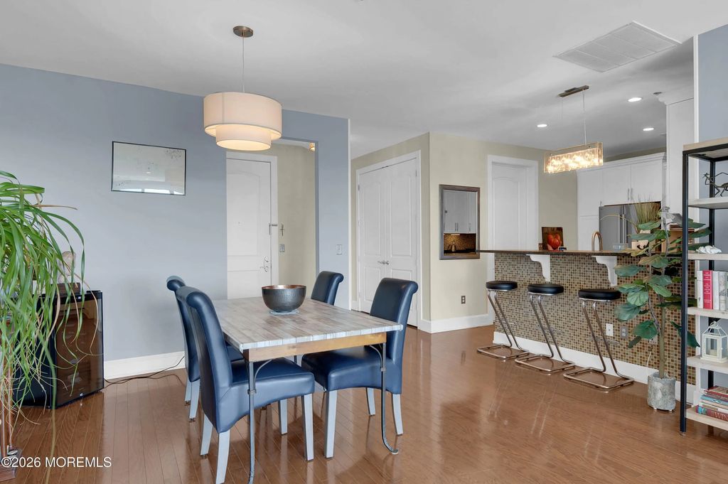 432 Ocean Boulevard N 512, Long Branch