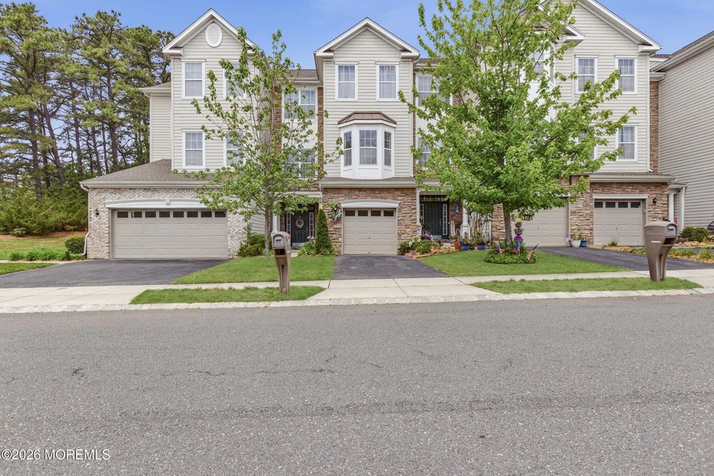 346 Hawthorne Lane, Barnegat