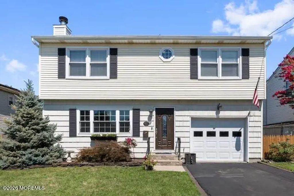 97 Perry Street, Keyport