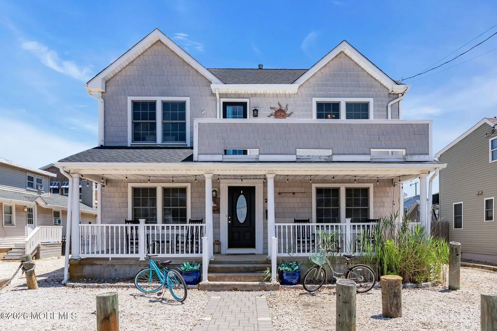 216 4th Avenue, Manasquan