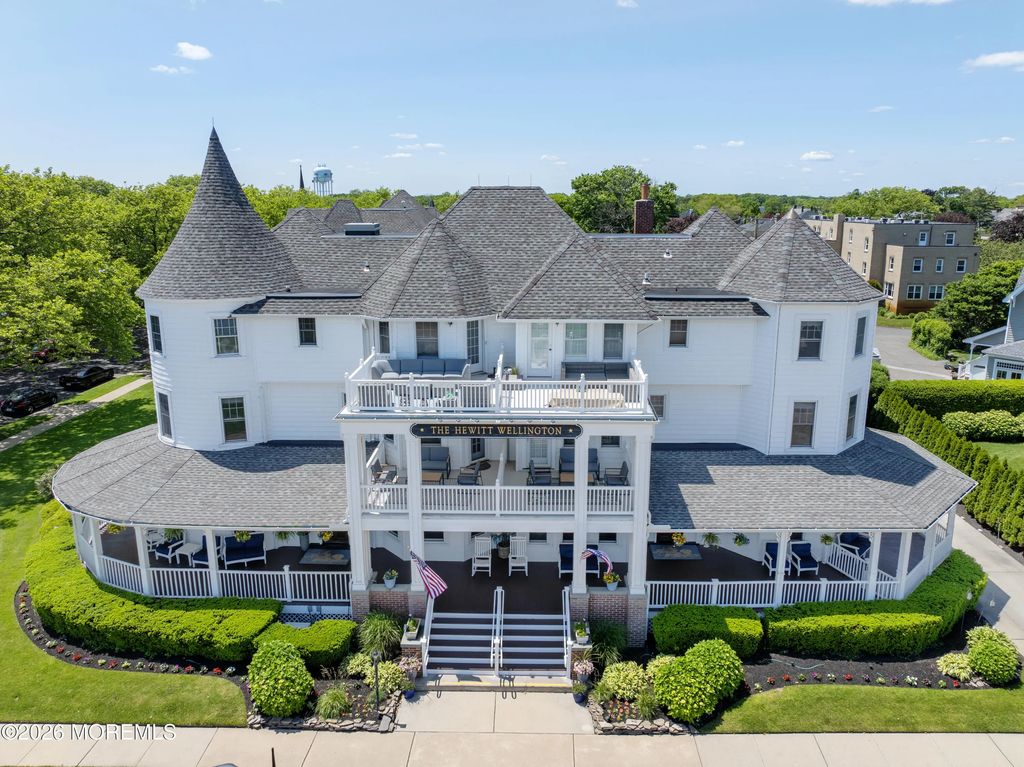 200 Monmouth Avenue 19, Spring Lake