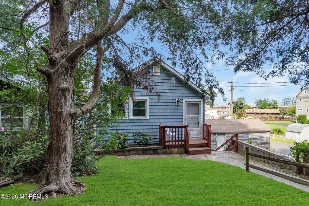 266 Bayside Drive, Highlands