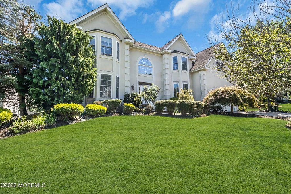 310 Provincial Drive, Morganville