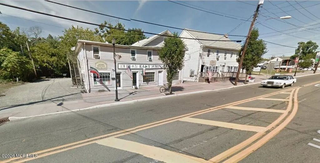 11-17 E Main Street, Tuckerton
