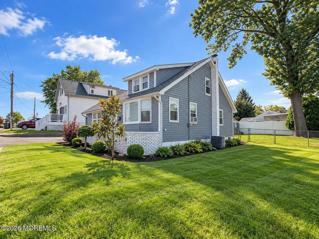 969 Woodcrest Drive, Keyport