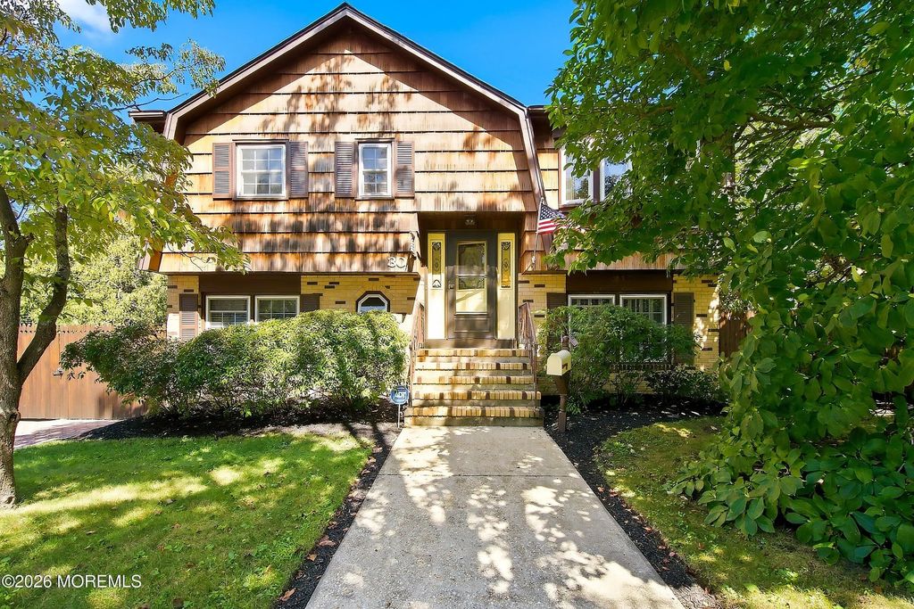 30 E Lincoln Avenue, Atlantic Highlands