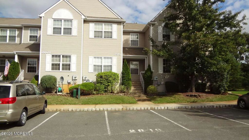 2810 Ice House Court, Freehold