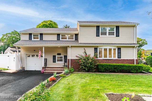 167 Crestview Drive, Middletown
