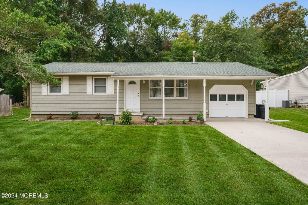 607 Sunrise Boulevard, Forked River