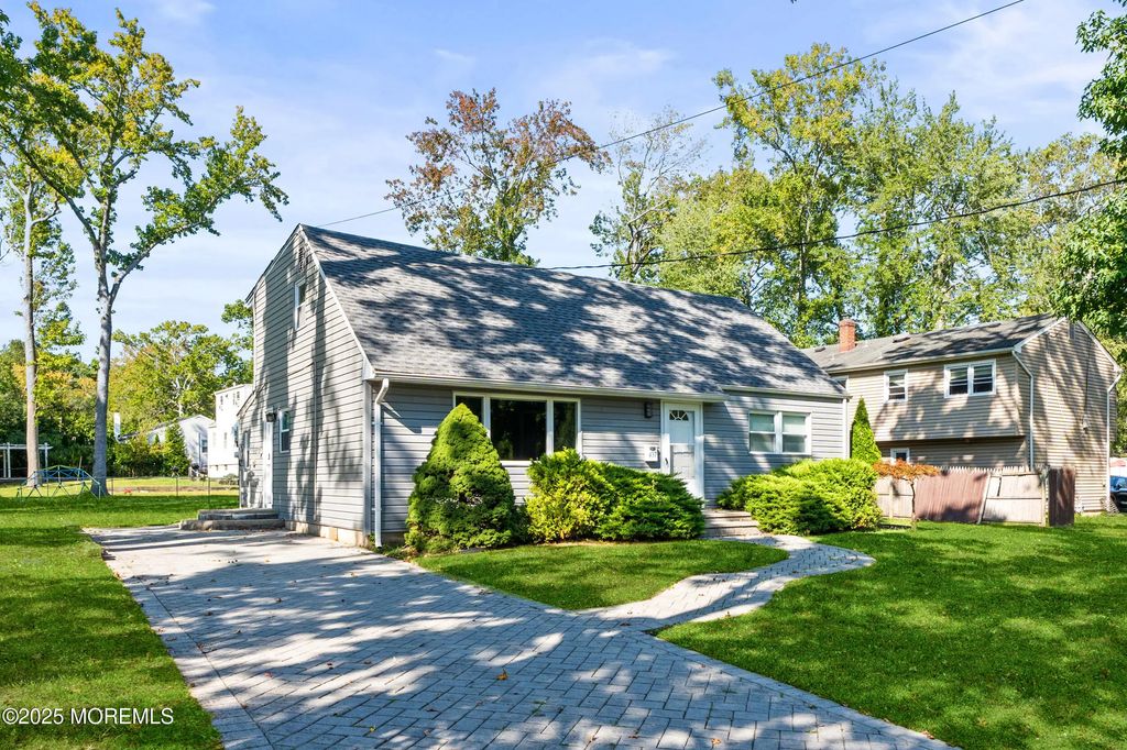 437 Redmond Avenue, Oakhurst