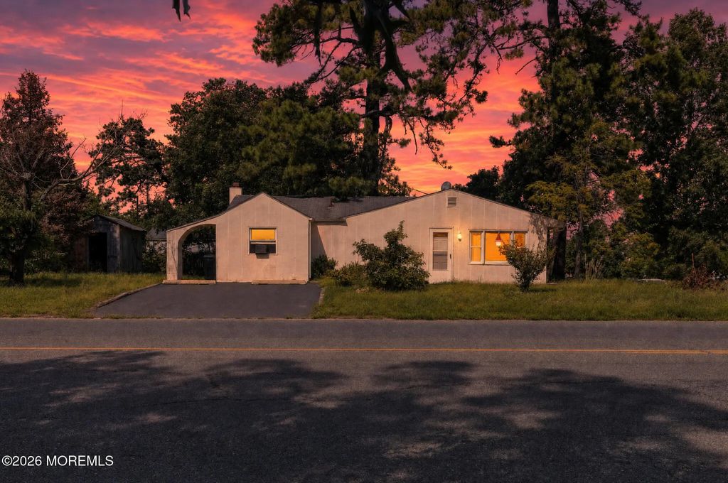 720 Biscayne Drive, Forked River