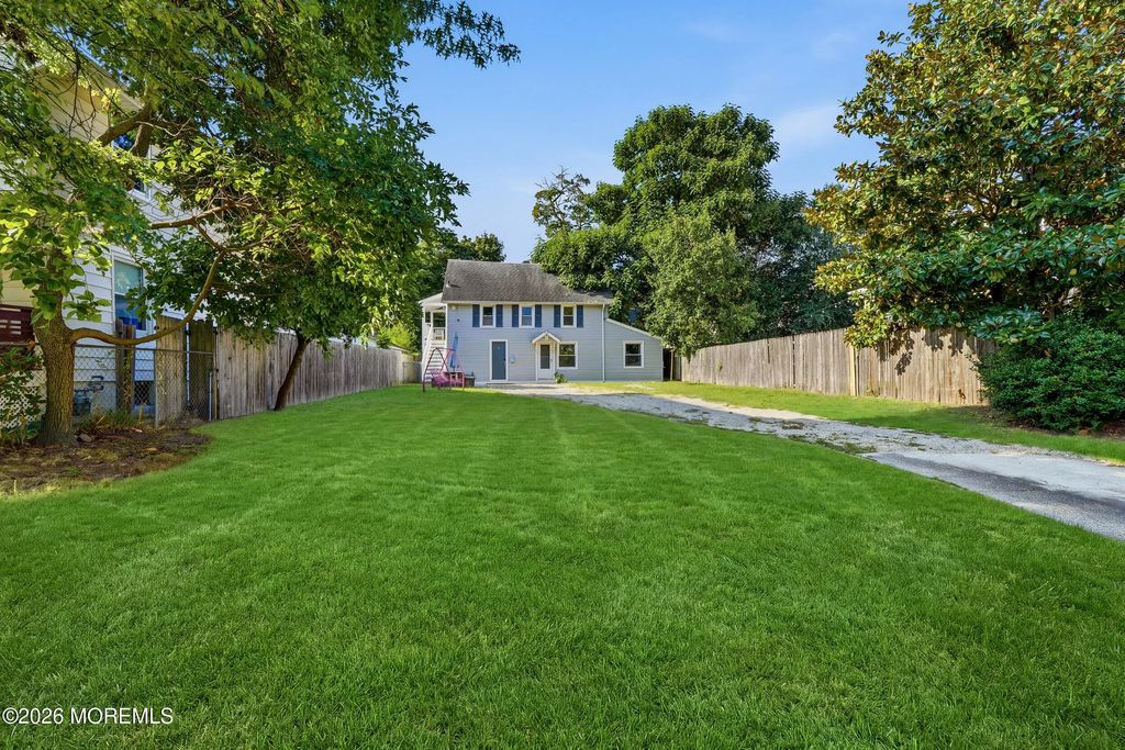 1318 2nd Avenue, Asbury Park